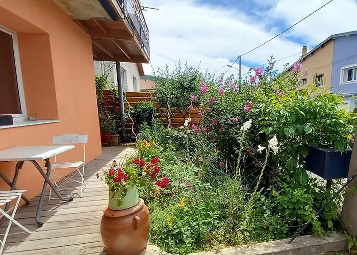 Chez Pyriecat A Gap